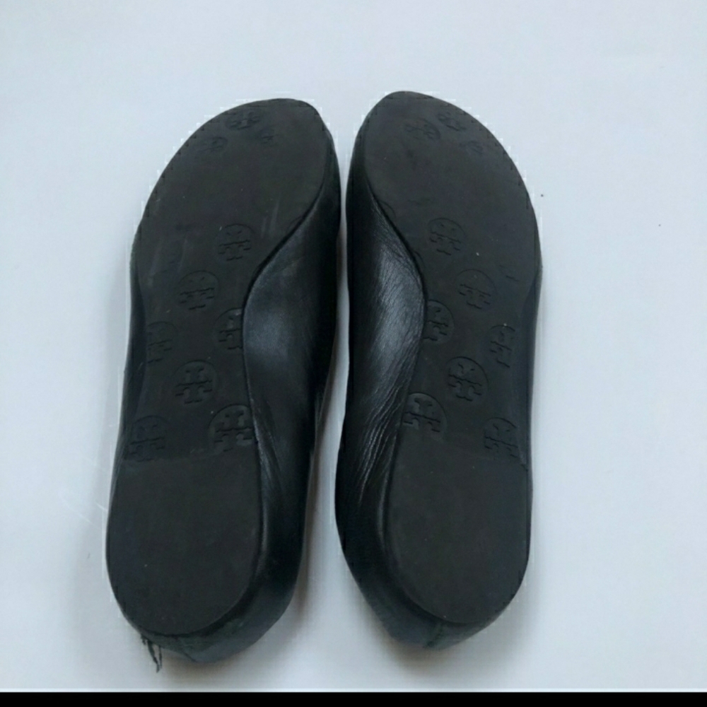 Tory Burch Black 🖤 flats...CLASSICS! - Picture 3 of 12